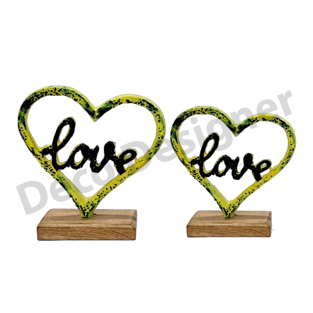 EA1791 - Easter Heart Decoration on Wood Base